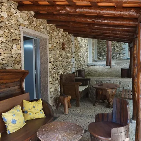 Villa Quinta Dos Carvalhos à Vilarinho de Agrochao Extérieur photo